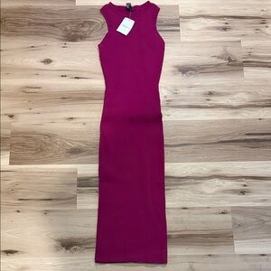 Forever 21 Fuchsia Sleeveless Maxi Dress